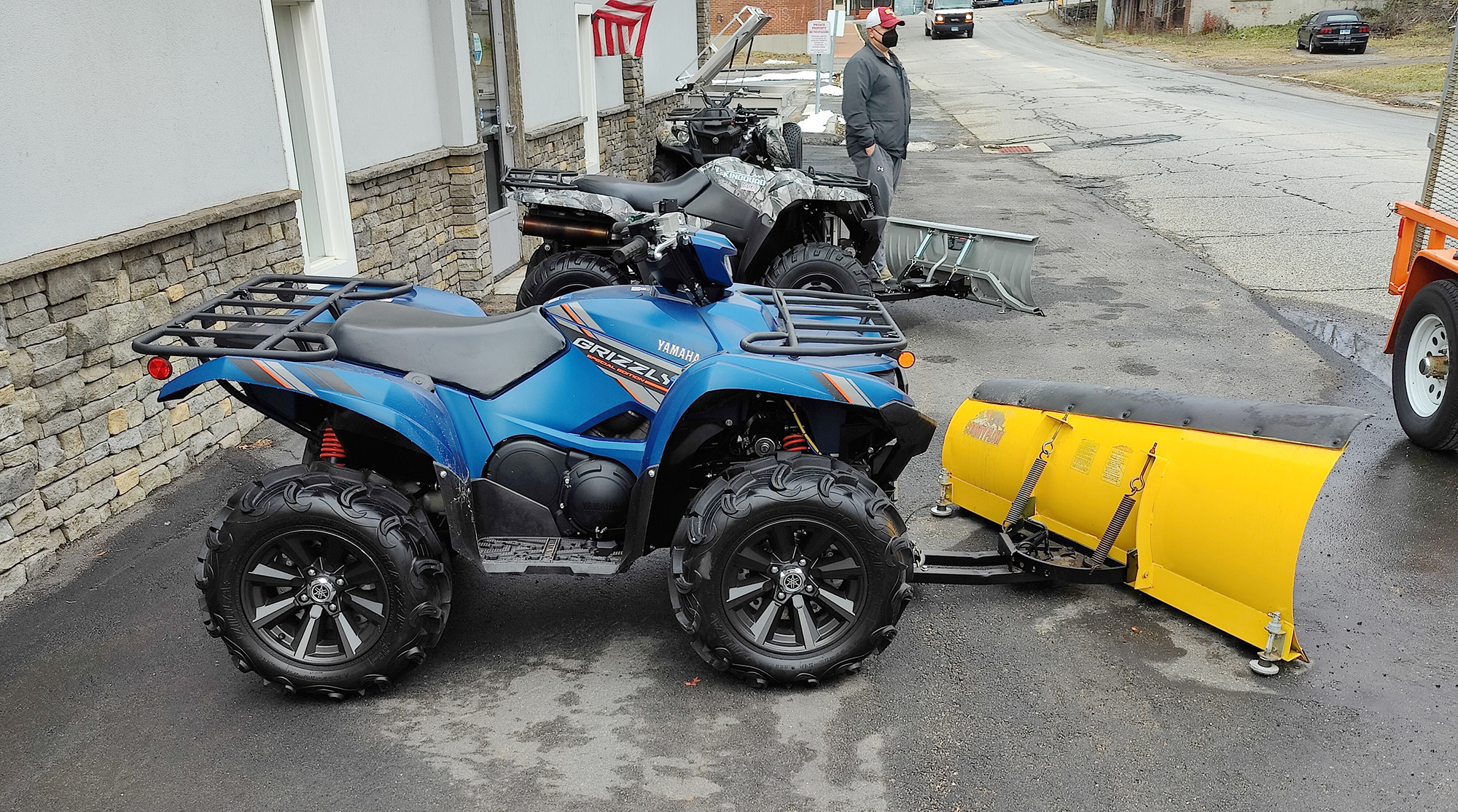 Right before I purchased my 2019 Yamaha Grizzly 700 Special Edition w/ County plow