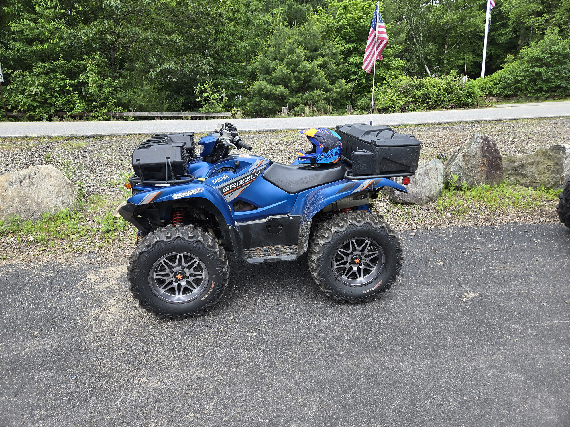 Trailwarriors.Life 2019 Yamaha Grizzly Special Edition on Rockingham County Recreational Rail Trail in Sandown, New Hampshire